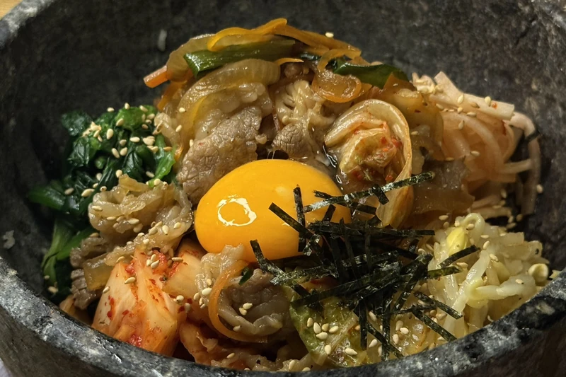 黒毛和牛プルコギ石焼ビビンバ